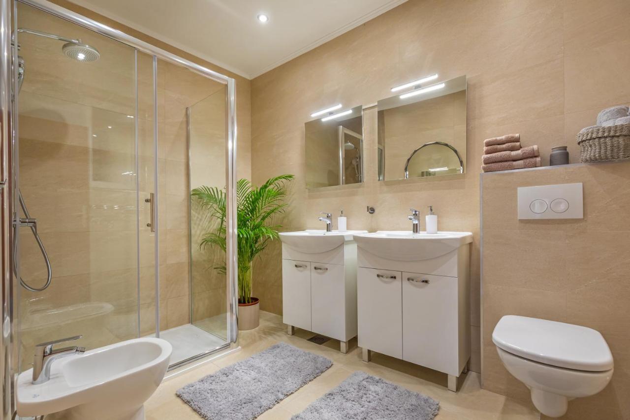 Apartment Big One Дубровник Екстер'єр фото