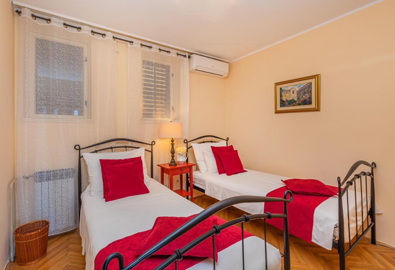 Apartment Big One Дубровник Екстер'єр фото